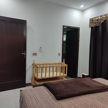 Fully Serviced Holiday Home Near Lahore Ring Road Esterno foto