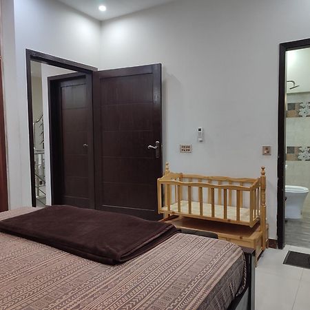 Fully Serviced Holiday Home Near Lahore Ring Road Esterno foto
